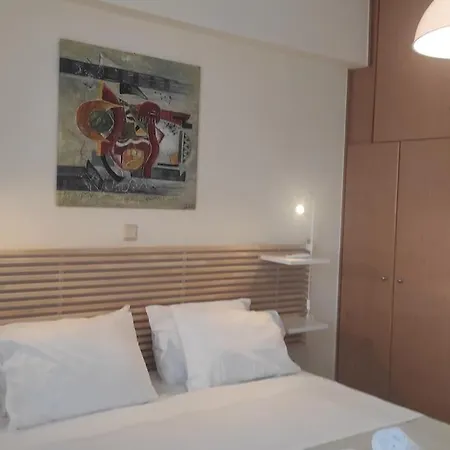 Apartment & I In