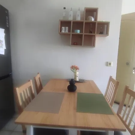 & I In Apartment *